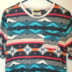 Free Planet Men's XL Aztec design tee shirt LOT G